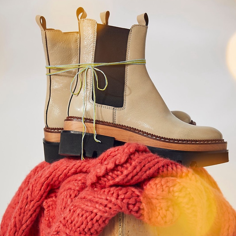 FREE PEOPLE VANCE CHELSEA BOOTIE